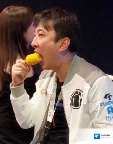王思聪吃玉米的表情包大全分享
